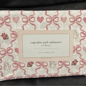 Cupcakes and Cashmere Ribbons and Hearts Sheet Set Full - Valentines Full Sheets
